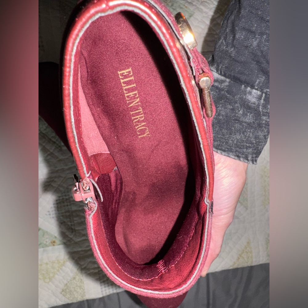 Ellen Tracy Burgundy Ankle Booties Heeled - Picture 3 of 9